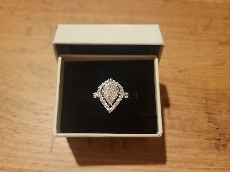 Сребърен нов пръстен