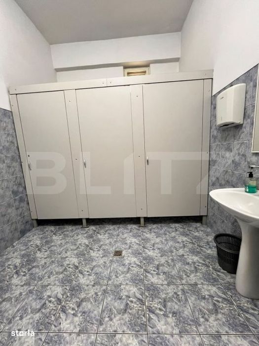 Spatiu comercial central 231 mp