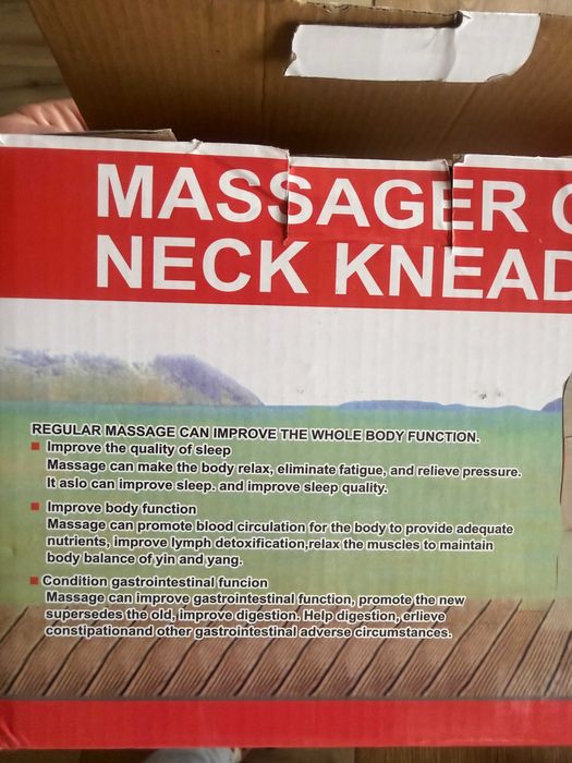 Шиацу масажор 4D, 6 бутона, 16 масажиращи глави