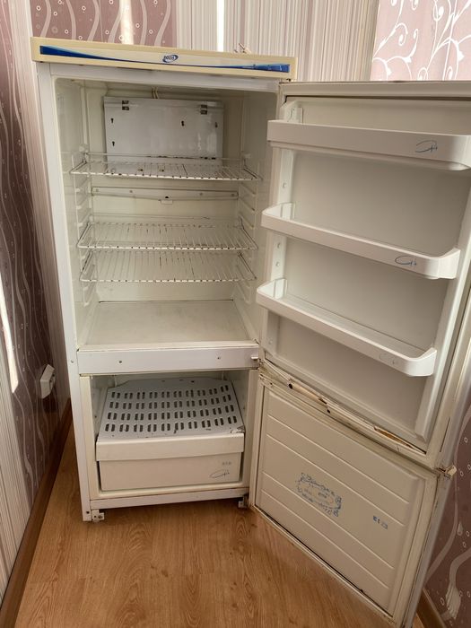 Продам б/у холодильник