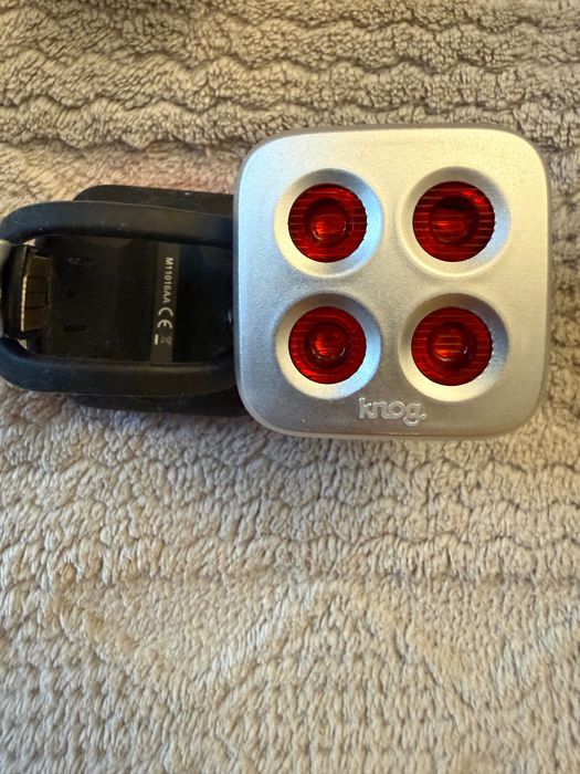 Knog Blinder Mob lumini bicicleta Fata Spate