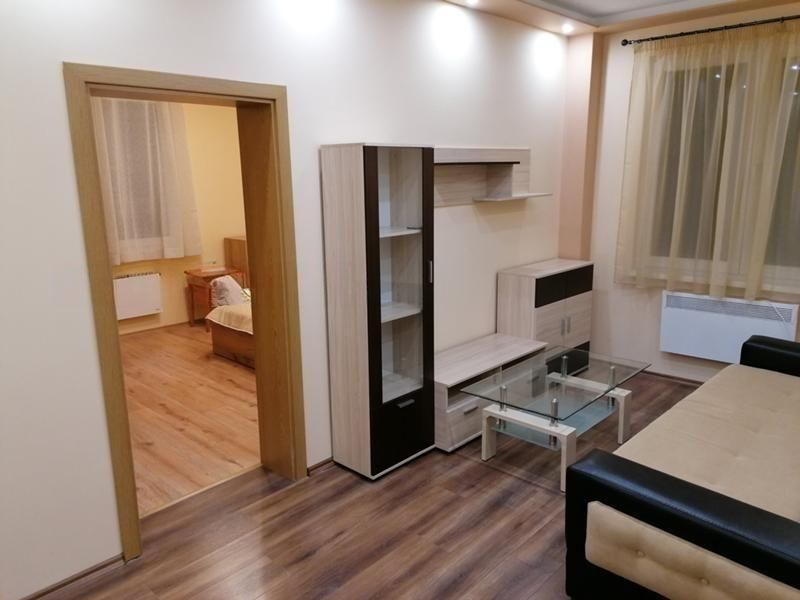 Дава се под наем Тристаен апартамент в София, Горна баня - 82 кв.м за 483.99 € - Снимка #3