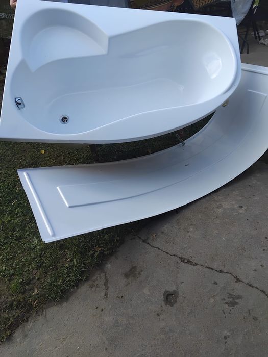 Cade fibra aproape noua