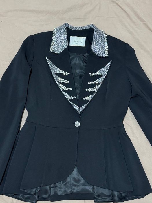 Классическая одежда.