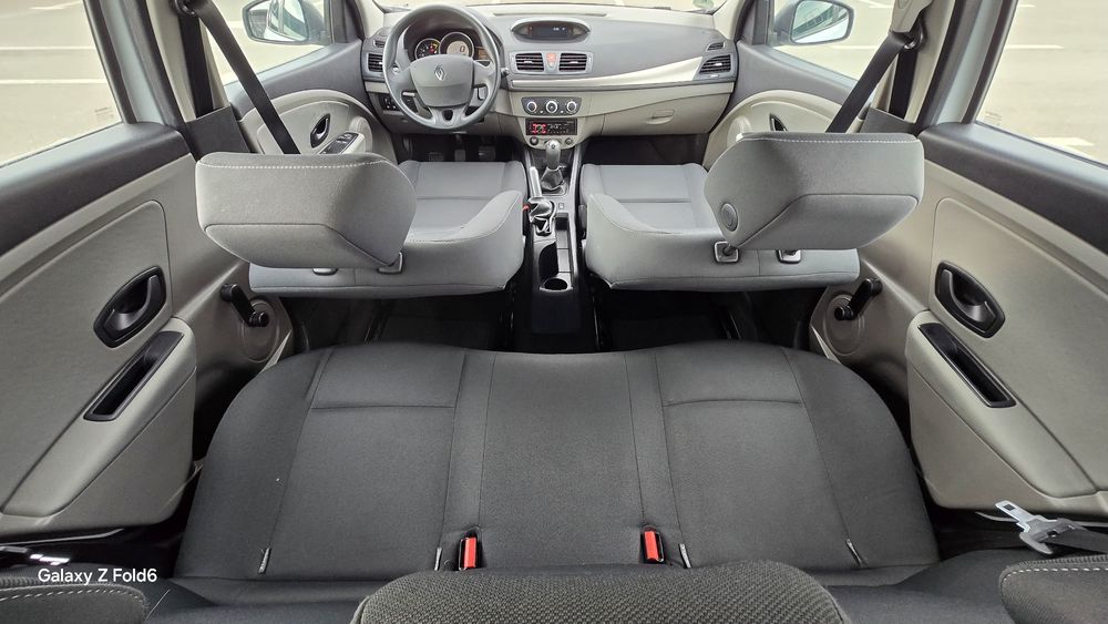 Renault Megan 3 an 2011 euro5 1.6 benzină import Germenia.