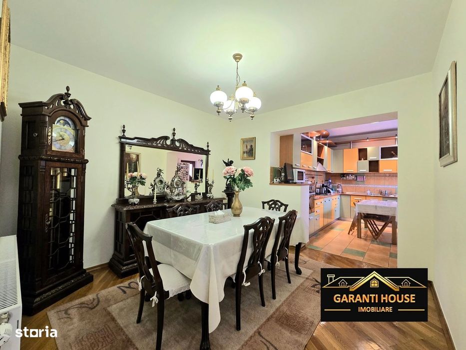 Zona Hollosy Simon, casa P+M, 370 mp teren, 360 000€