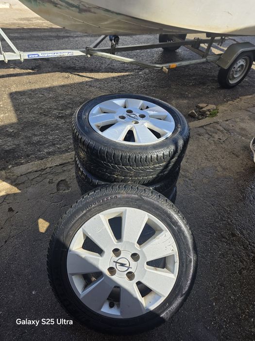 Джанти с гуми  за Opel Corsa
