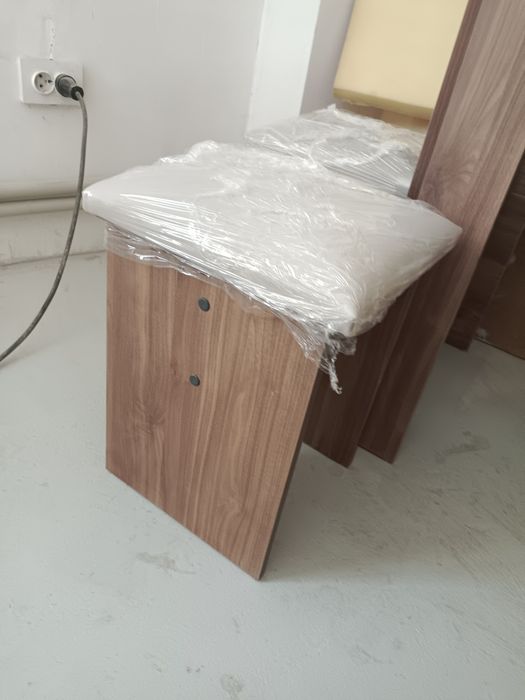 Продаю комплект столы