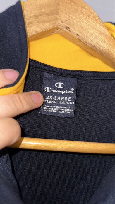 Polar subtire Champion