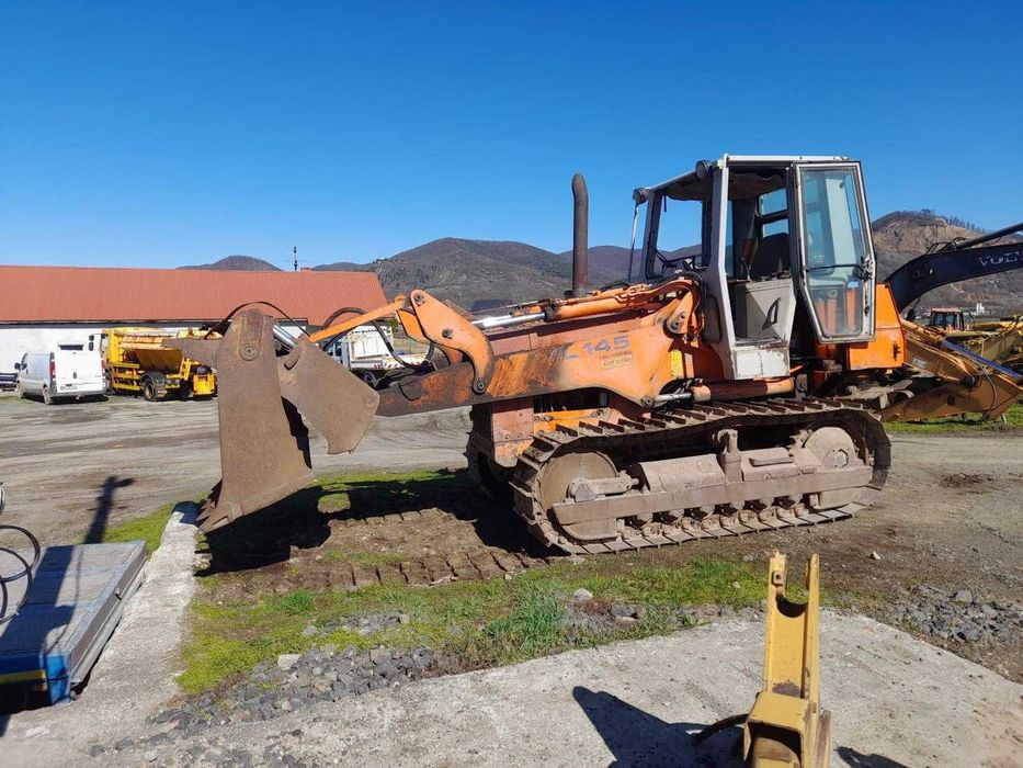 Dezmembrez incarcator pe senile buldozer Fiat Hitachi FL145-piese
