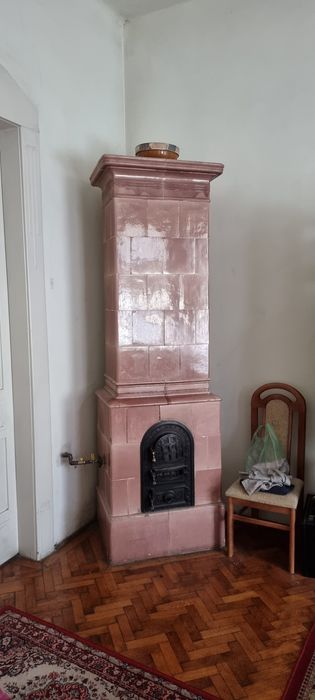Vând apartament interbelic, 98.24 mp, etaj 1, inaltime 3.8m, două balcoane, str Horea.
