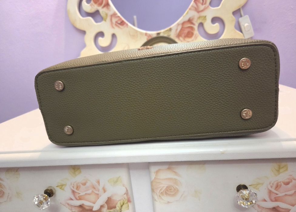 Разкошна чанта Lulu castagnette
