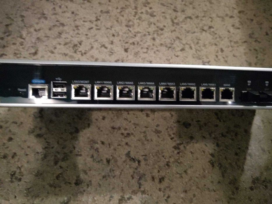 Маршрутизатор Ruijie RG-NBR6205-E