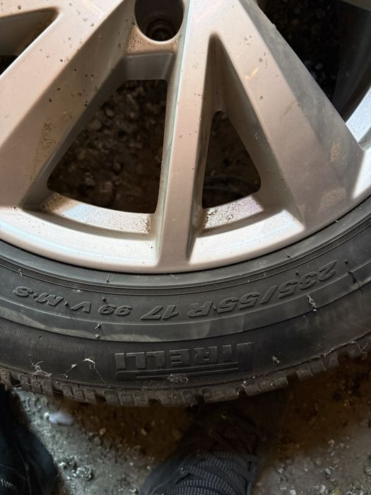 Jante Roti iarna R17 Audi Q3 Q5 A3 A4 A5 A6 anvelope 235 55 R17