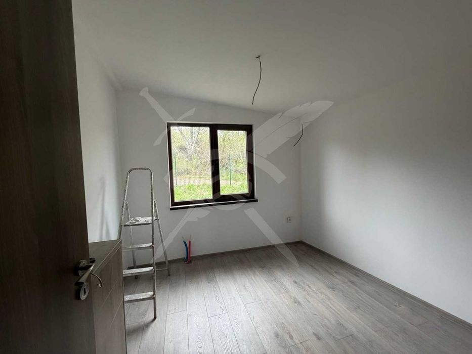 Продава се Къща в с. Храбърско, Област София-област - 103 кв.м за 1040 €/кв.м - Снимка #2