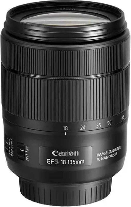 Canon EF-S 18-135mm f/3.5-5.6 IS Nano USM-model vechi