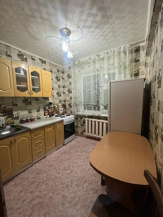 Жалға берледі 1бөлмелі пәтер.