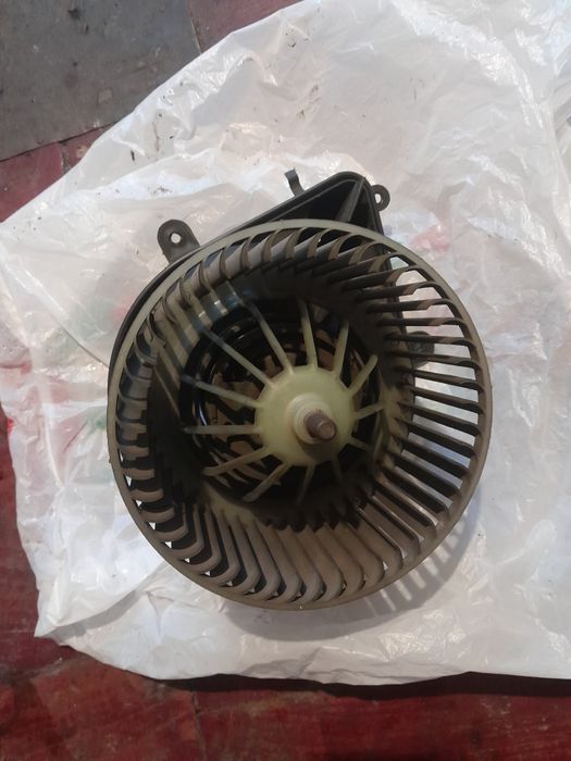 Pedala ambreiaj,aeroterma,pompa servo renault laguna 1