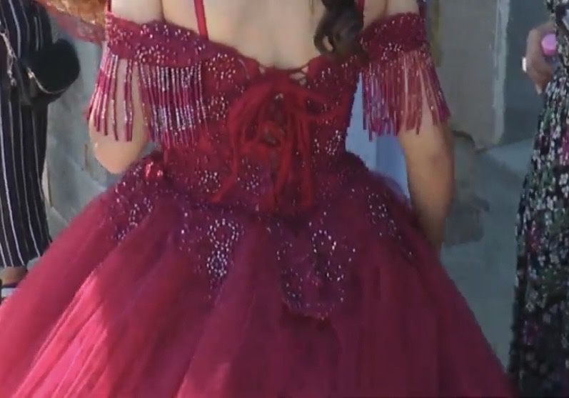 Рокля бордо носена за няколко часа С/М размер