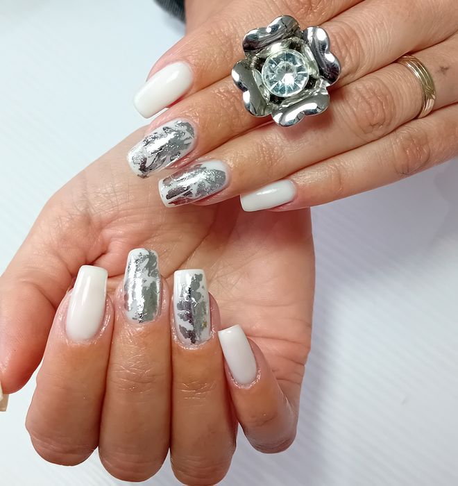 Unghii cu gel,oja semi-Iași,Locuri Libere! Seriozitate!