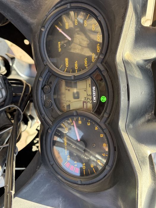 Suzuki DL650 V-Strom