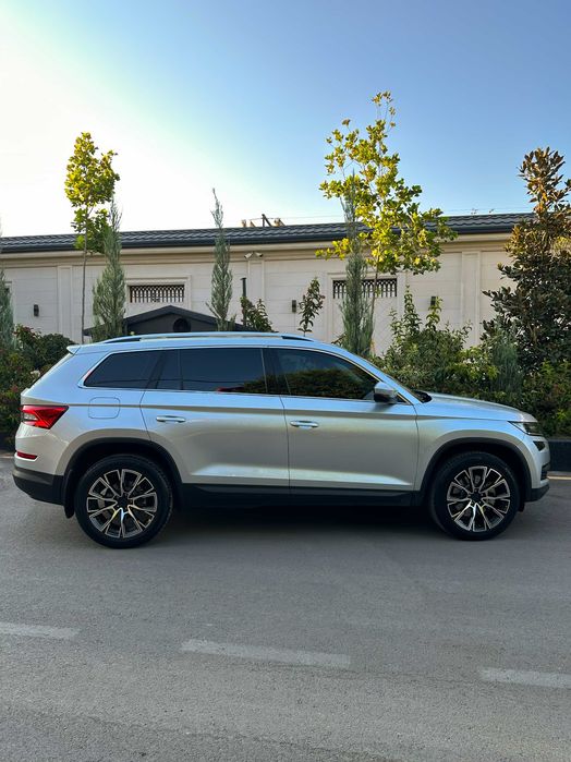 Full Skoda Kodiaq Style в лучшем цвете Brilliant Silver Metallic