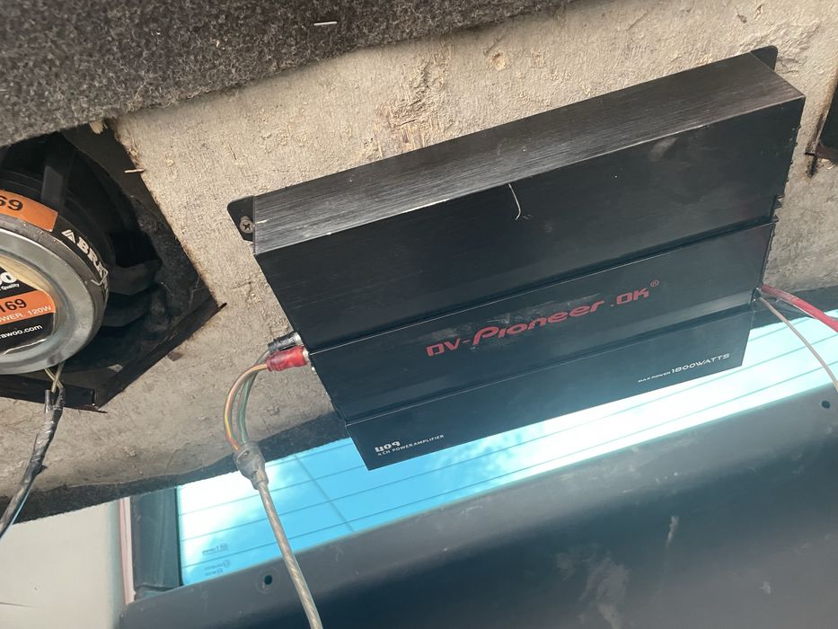 Продам усилитель pioneer
