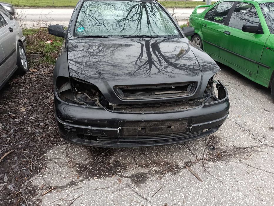 Опел астра на части