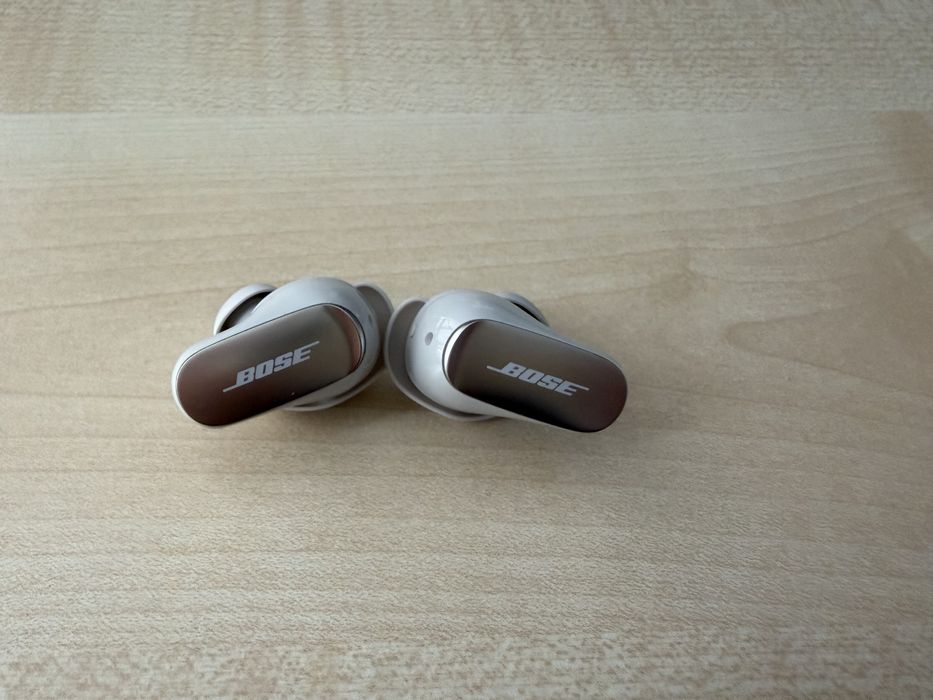 Casti Bose QC ultra earbuds Bej
