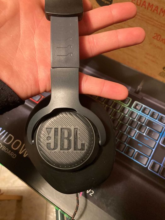 JBL Quantum100 слушалки