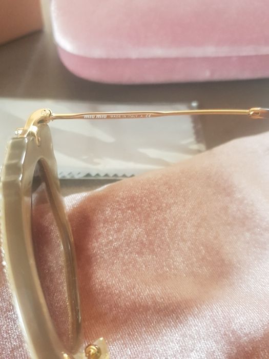 Слънчеви очила Miu miu