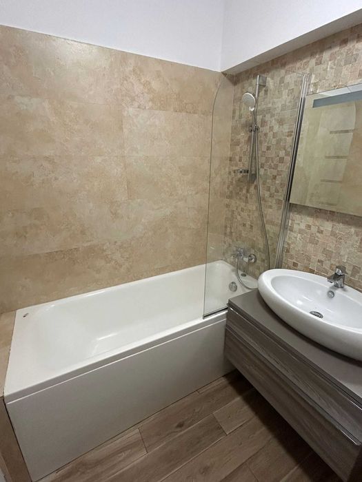 Apartament cu 2 camere de închiriat - Sector 3