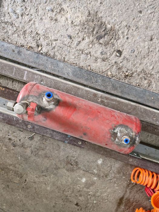 Ресивер в отличном  состоянии.