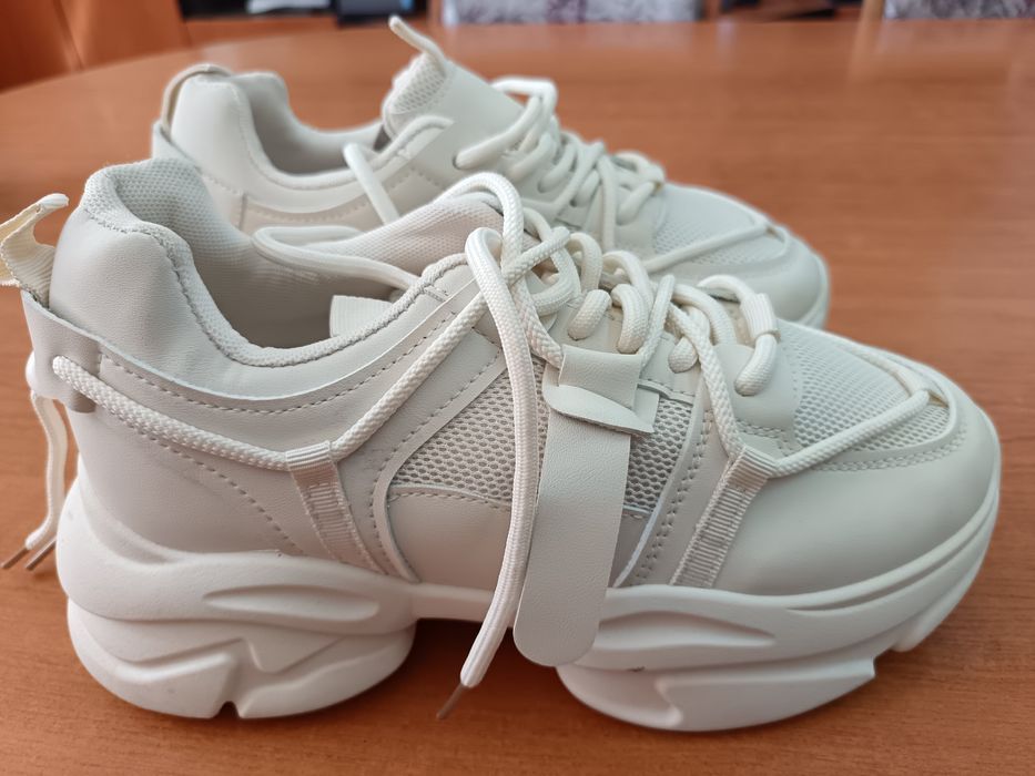 Adidași dama mărimea 39 și 40