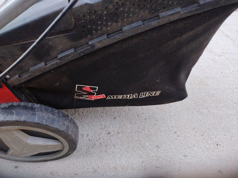 Cositoare gazon 4 timpi cu autopropulsie