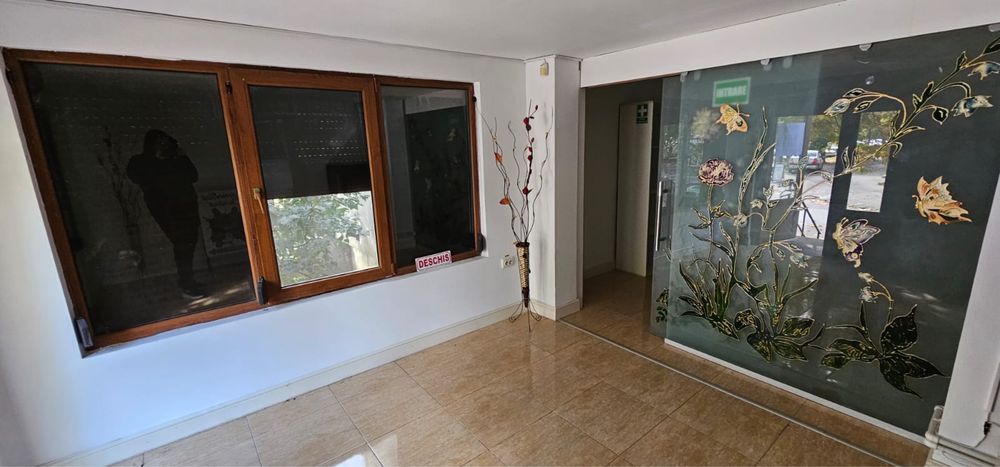 Spatiu comercial in bariera