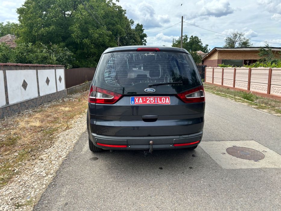 Autoturism Ford Galaxy