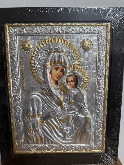 icoana veche maica domnului grabnic ascultatoare  dim 30x40  cm icoana  argintata