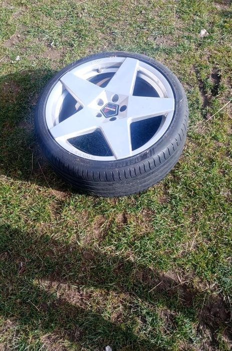 Vând jante 235/35 R19