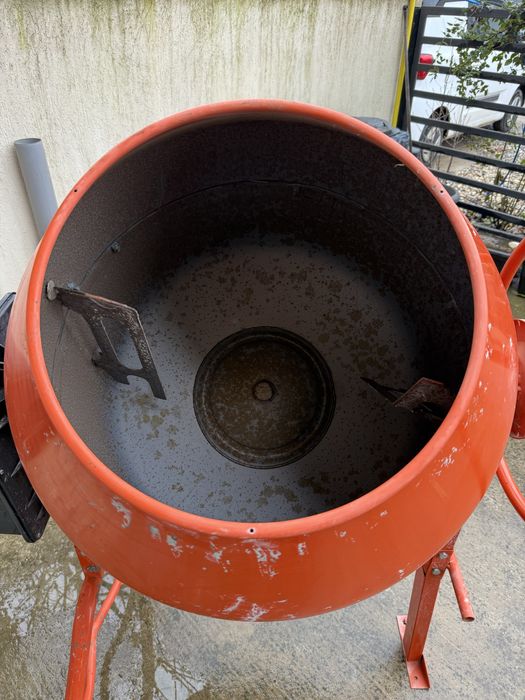 Betoniera 190 L Altrad Limex 850W