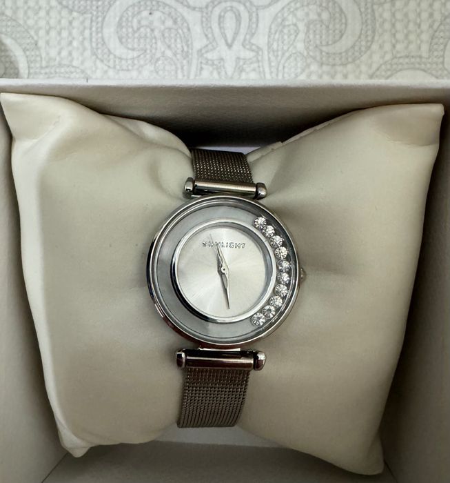 Женские наручные часы