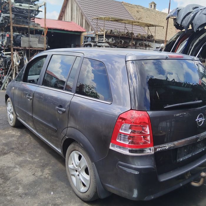 Stop dreapta Opel Zafira B Facelift