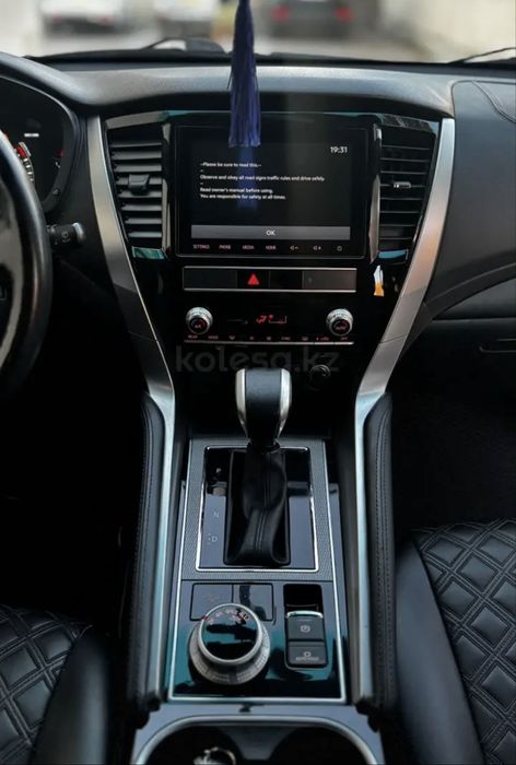 Продам штатную магнитолу на mitsubishi montero sport 2022