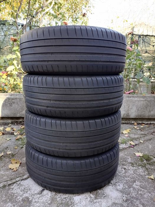 215/55/17 4бр.Michelin Летни гуми