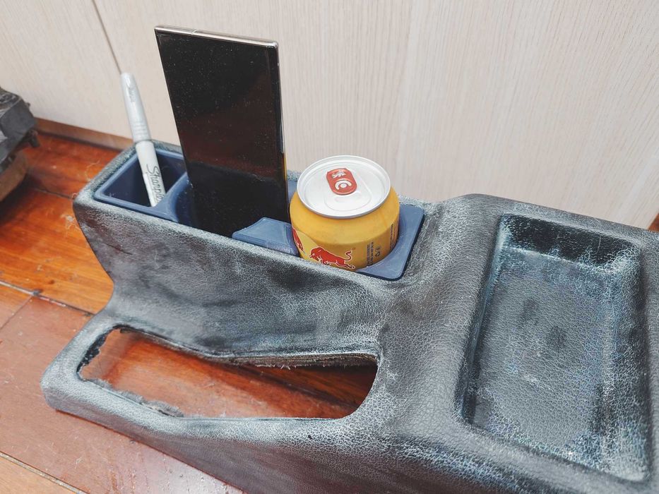 Подстаканник BMW e34