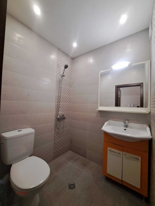 Дава се под наем Двустаен апартамент в София, Красно село - 57 кв.м за 484.5 € - Снимка #6