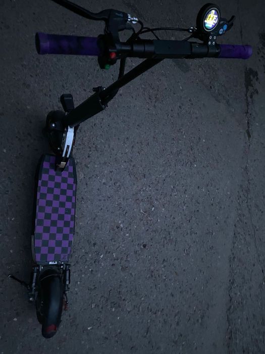 Продам электро самокат
