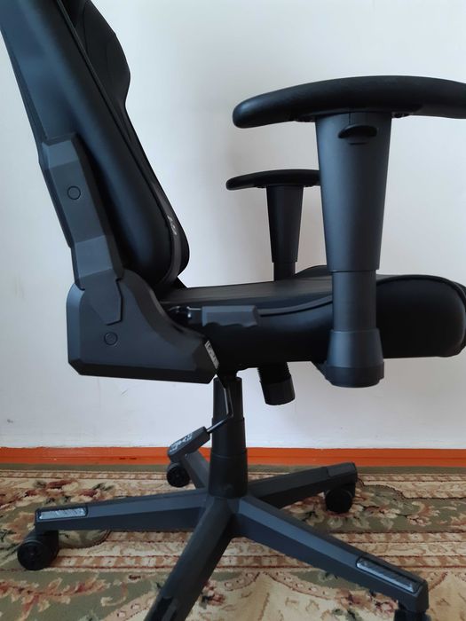 Кресло игровая, кресло для стрима