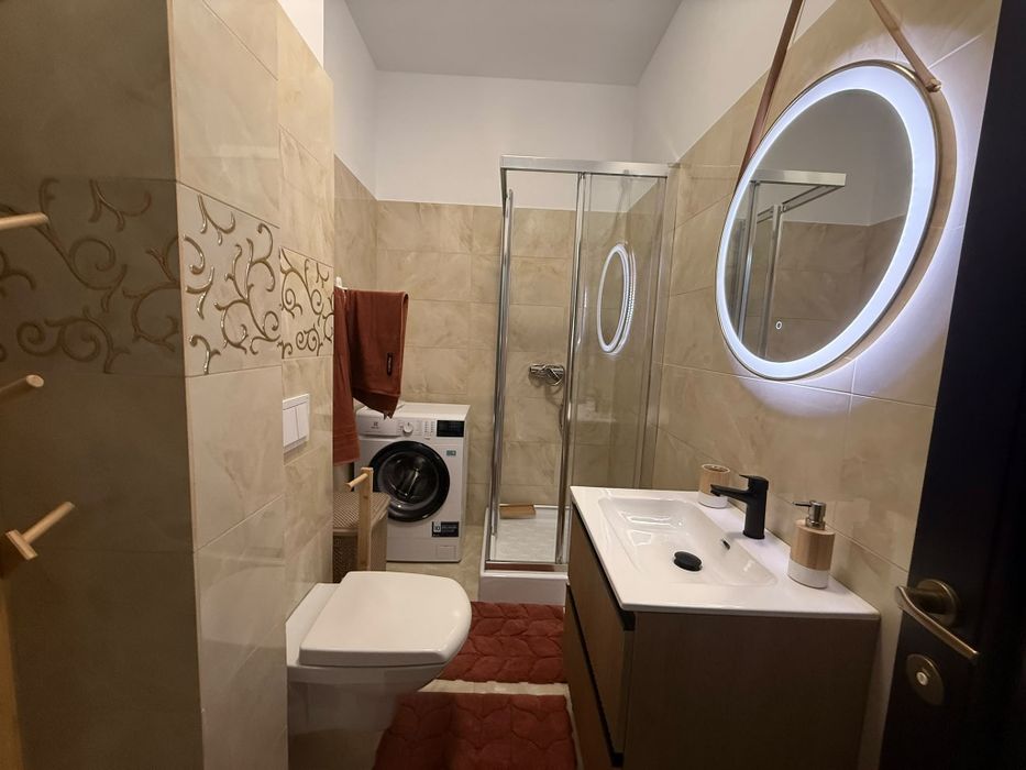 Închiriez apartament Centru UMF