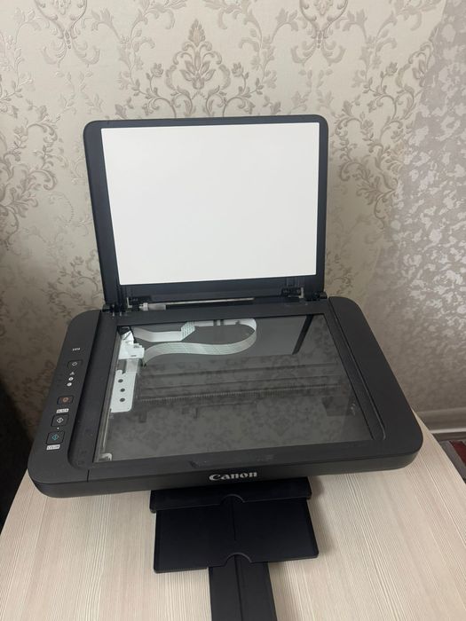 Продам принтер  Canon Pixma Е414